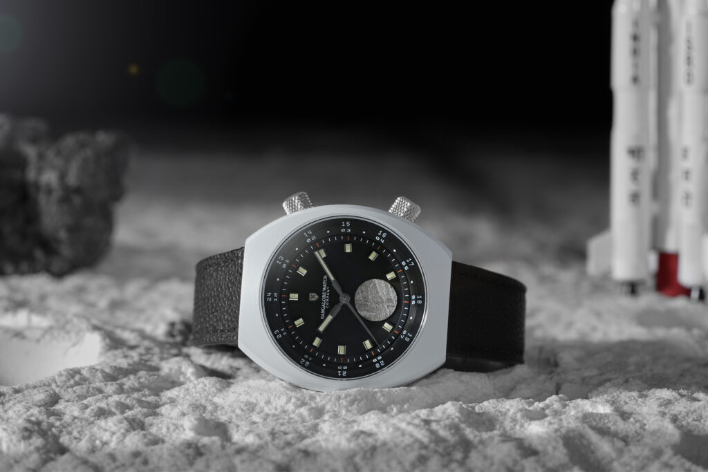 The Manzinus by Bangalore Watch Company proudly sports a 9mm disc made of the Muonionalusta meteorite.