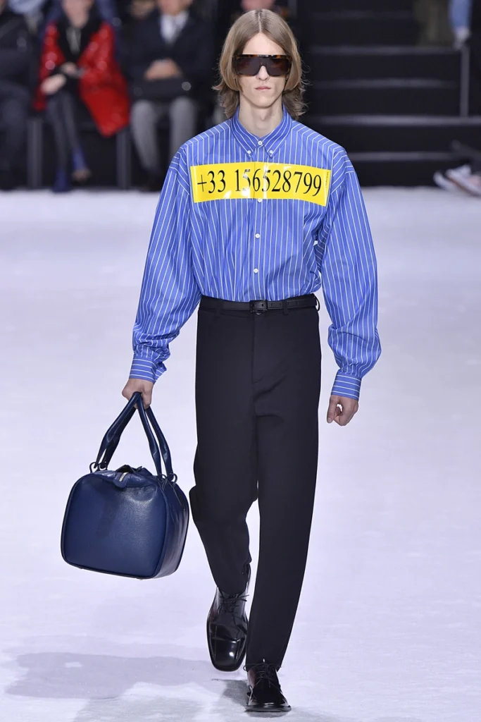 Balenciaga fake hotline
