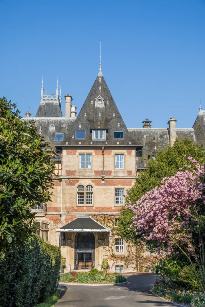 Jeanne & The Forest Chantilly Paris