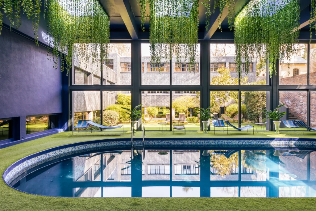 Jeanne & The Forest Chantilly Paris