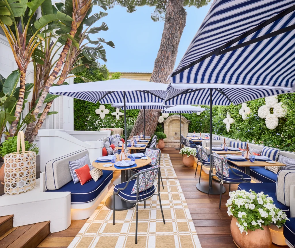 Louis Vuitton St. Tropez restaurant