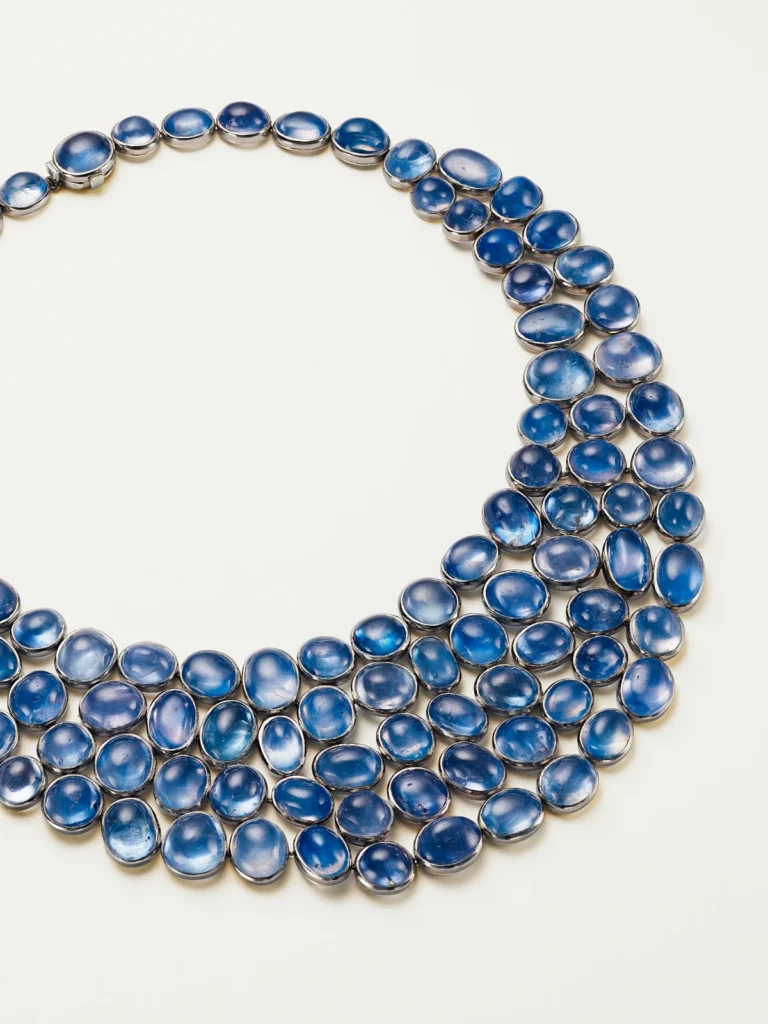 SUZANNE BELPERRON STAR SAPPHIRE AND SAPPHIRE PLASTRON NECKLACE